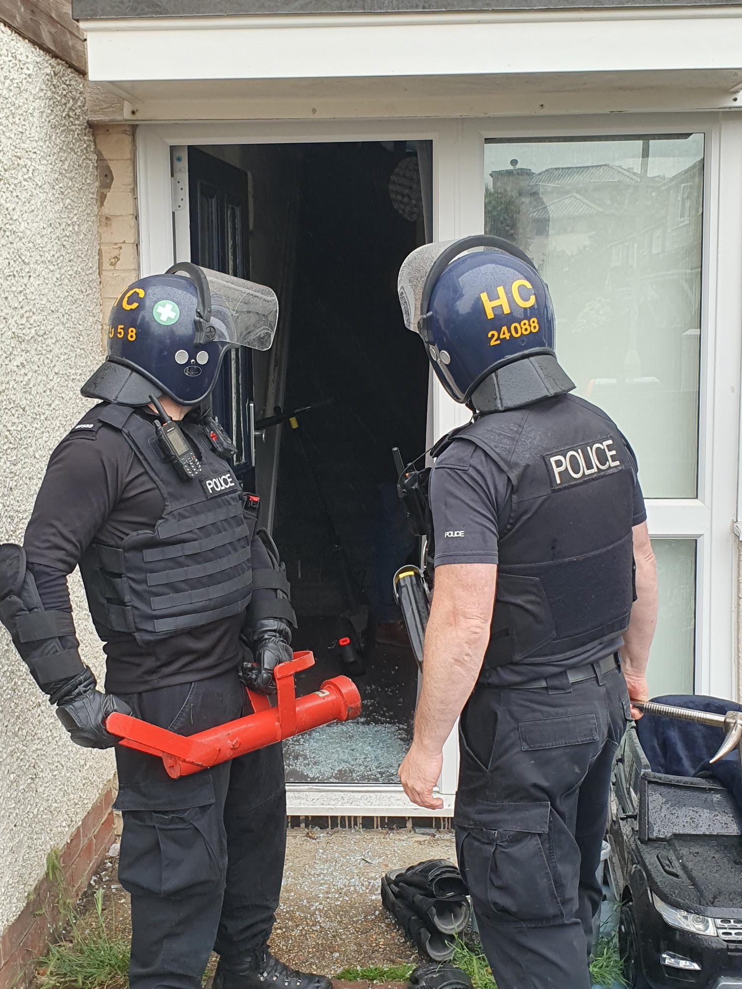 Fareham Police on Twitter "WARRANT Officers paid a visit to an