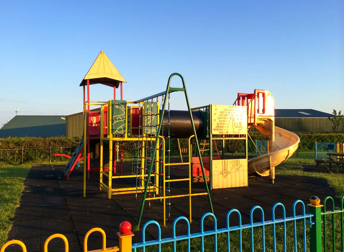 Camping_Direct's tweet photo. Fen Farm is a family-friendly caravan and camping site in Essex There are play areas with swings, seesaws, climbing frames etc for kids. Fen Farm, East Mersea, Essex https://t.co/FZumYHeW77 #Family #Pets #Camping #Touring #StaticCaravan #Countryside #Beach #EastMersea #Essex https://t.co/gRflcYmdle