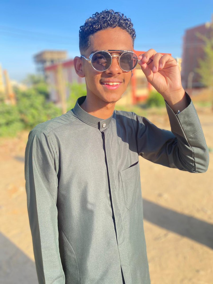 🔻🔺كوريج اي نالويه 🔺🔻🇻🇨🌴
#عيدكم_مبارك 
#كل_عام_وانتم_بخير