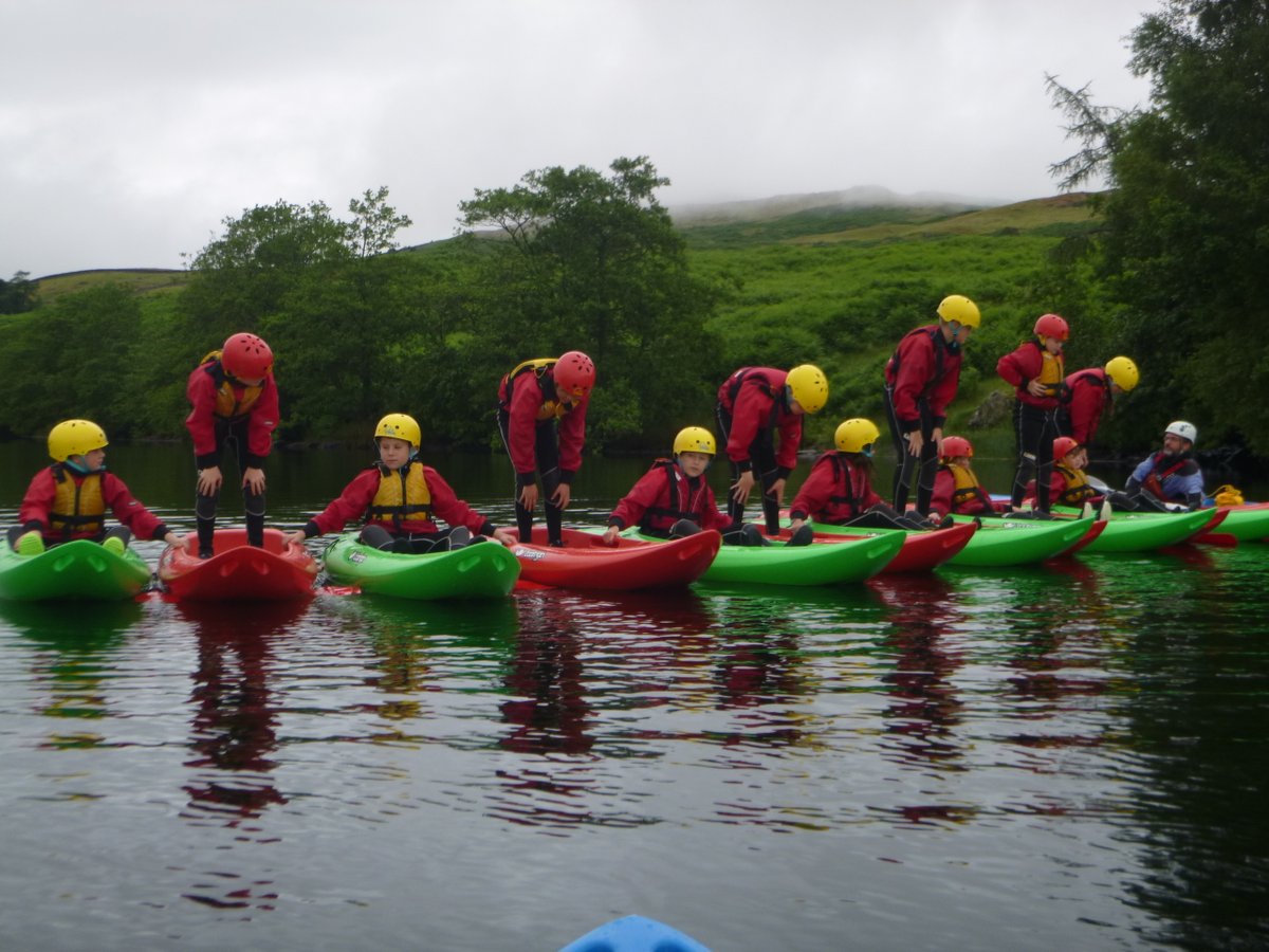 valleygardensnt's tweet photo. Kayak fun!!#vgms #highborrans https://t.co/DFGGh5mymt