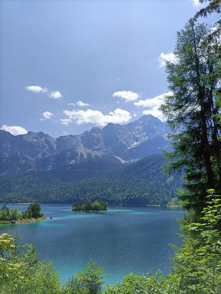 Bayern einfach schönstes Bundesland crazy ☀️

Habe ich eigentlich noch actives? 😂