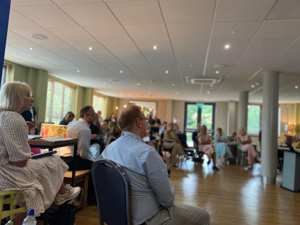 Great ‘Data to Innovate’ session and opportunity to engage with stakeholders and partners on our information and analytics strategy with <a href="/HowkinsKeith/">Keith Howkins</a> <a href="/tubaturk/">Gareth John</a> <a href="/rachel_gemine/">Rachel Gemine</a> <a href="/DHCWales/">Digital Health and Care Wales</a> <a href="/mediwales/">MediWales</a> #MediWales #connectsconference2023