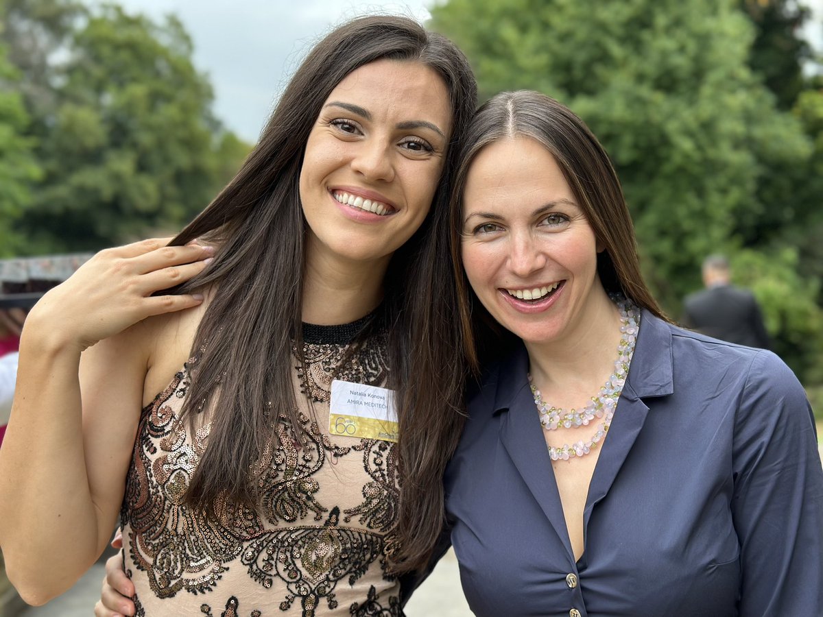 Congratulations to Natalia from AMIRA Meditech for winning the <a href="/AmChamEU/">AmCham EU</a> <a href="/JA_Europe/">JA Europe</a> Youth Entrepreneurship Award! 👏

As a six-time member of the jury, proud to see the first Bulgarian winner for this award! 🇧🇬

Wishing you so much success - Keep it up!💪

#YEA2023 #AmChamEU60