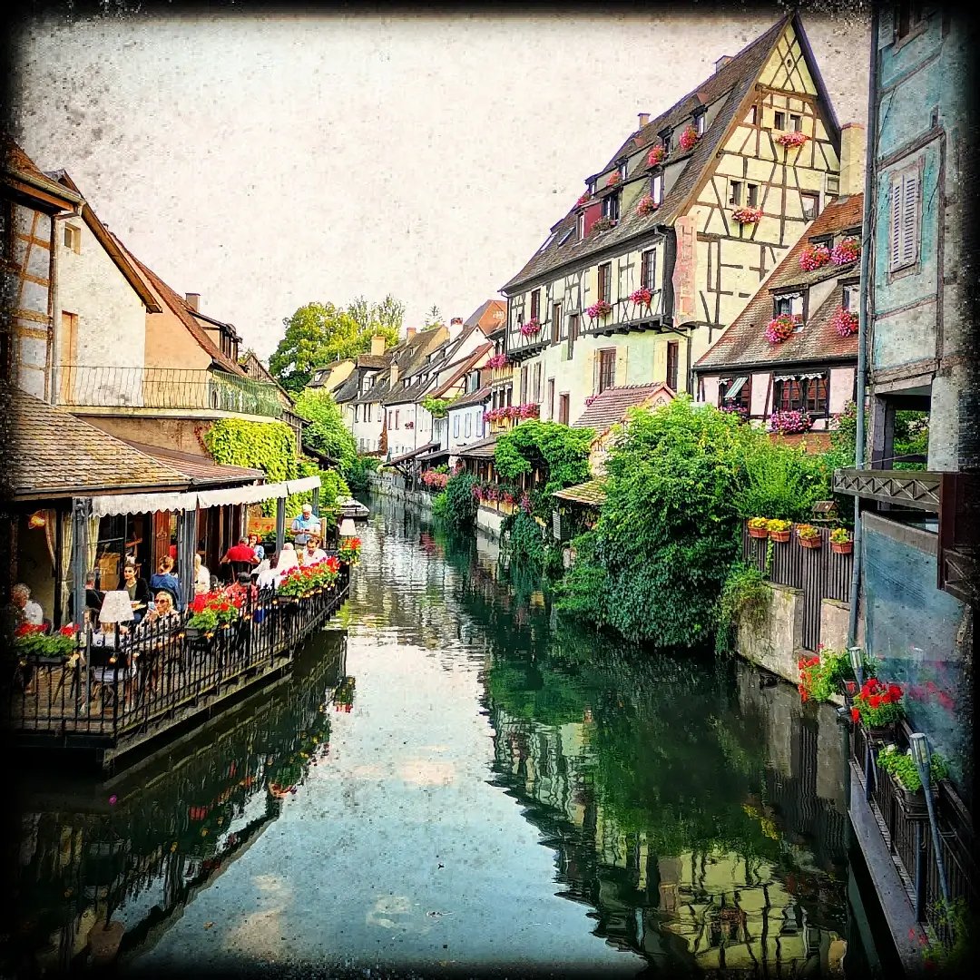avecesveoviajes's tweet photo. | Alsacia: 1000 Paisajes de vino y pueblos de cuento |
#Colmar #visitcolmar #Alsace
https://t.co/XoYsDBqCz7 https://t.co/yXwqN7tm24