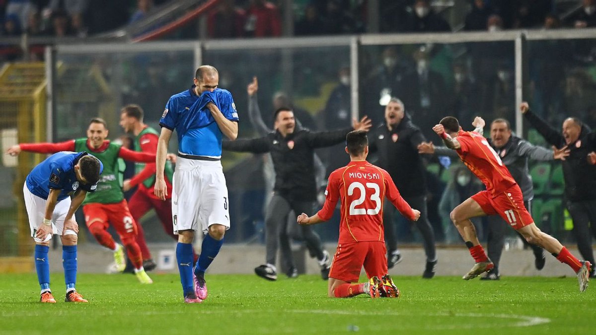 Mundial 2014: Fase de grupo❌

JJOO 2016: no clasificado❌

Euro2016: Fuera a los cuartos❌

Mundial 2018: no clasificado❌

JJOO 2020: no clasificado❌

Euro2021:✅

Mundial 2022: no clasificado❌

JJOO 2024: no clasificado ❌

Creo que la Eurocopa ganada en Wembley,