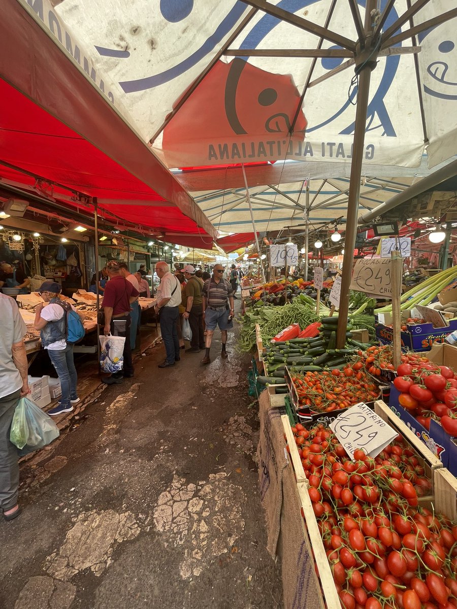 Mercato Ballaro 🥑🍋🐟