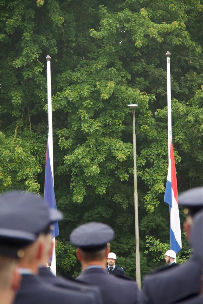 Op <a href="/VlbLeeuwarden/">Vliegbasis Leeuwarden</a> <a href="/VlbVolkel/">Vliegbasis Volkel</a> en AOCS NM vieren wij 110 jaar 🇳🇱 Militaire luchtvaart , 70 jaar  <a href="/Kon_Luchtmacht/">Koninklijke Luchtmacht</a> en 1 jaar #ACC. Traditioneel herdachten wij op onze verjaardag ook  de ons ontvallen collega’s tijdens een bijzondere vlaggenparade.