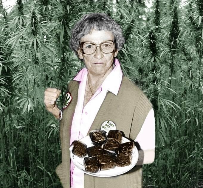 Inventor of the brownie, Mary Jane Rathbun.

She began mixing cannabis into brownies back in the mid 1950s. In the early 1980s, Mary Jane was baking over 4,000 brownies a week to AIDS patients in California. 

#Mmemberville #marijuana #weedlovers #thc