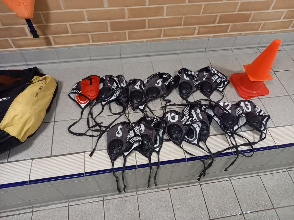 Nine @WatfordWP
Players make @SEEastRegion
2008 Inter-regional team for this weekend's Championship held in Liverpool.
East Region will play in Grp B alongside @WalesWaterPolo
@SEWaterPolo
@NE_Waterpolo Steelers & @SwimSouthWest Sharks
#Waterpolo watfordwaterpoloclub.com/news/nine-watf…