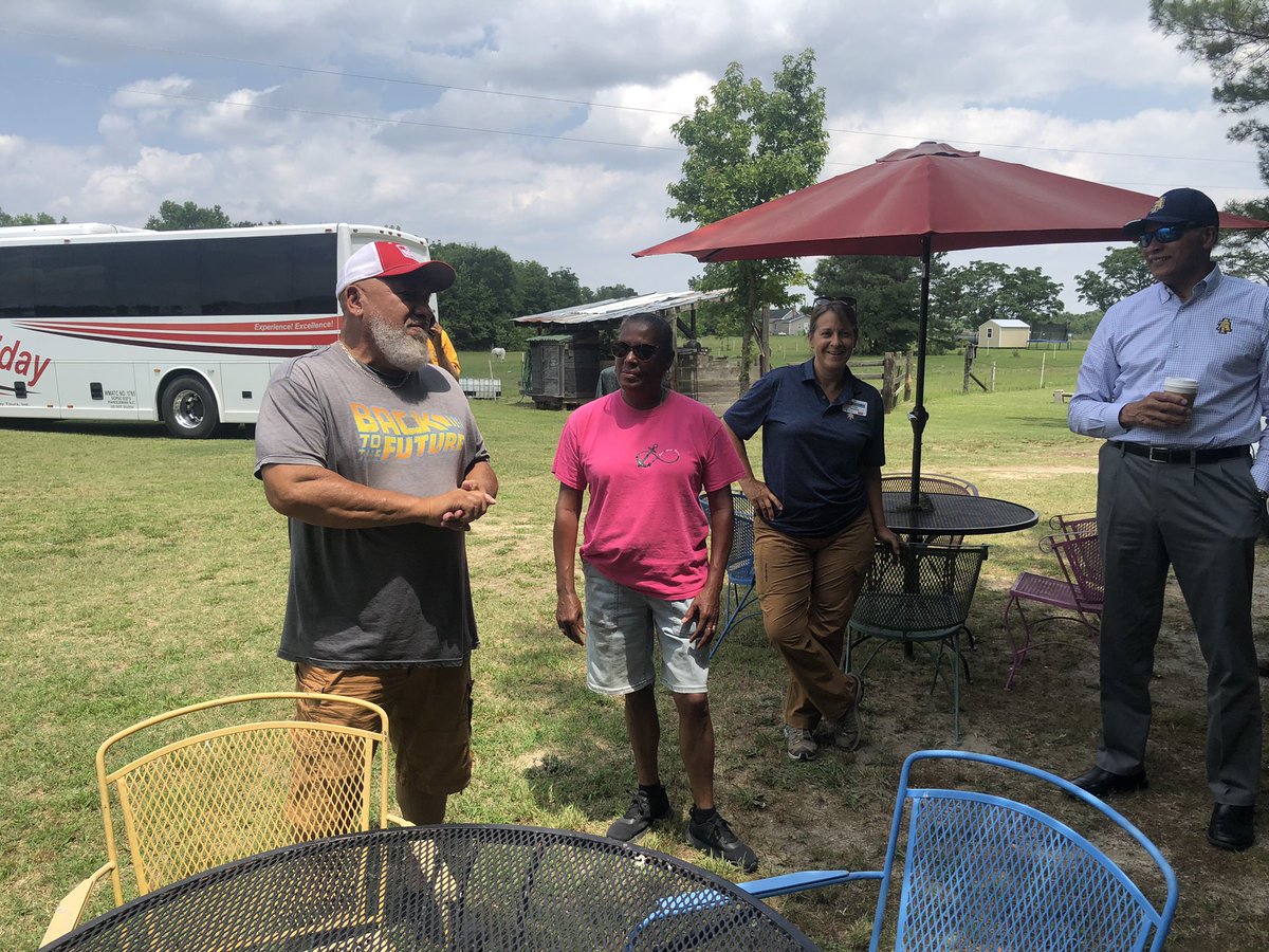 ncatcaes's tweet photo. Now #NCATExtension is with Halifax County NC Cooperative Extension, learning about beekeeping and high tunnel crop production from Richard and Linette Hewlin, @NCATExtension Small Farmer of the Year finalists, at 4-Ever Vista Farms! https://t.co/BDGG5gH3G6