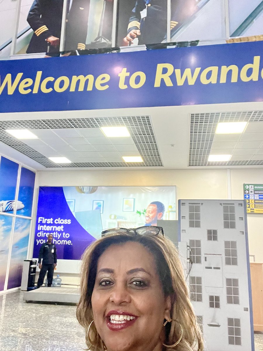 Nothing like a #Rwanda welcome! Nice to be back in the country of a thousand hills! #timbuktoo #Kigali #startups #thefutureisnow