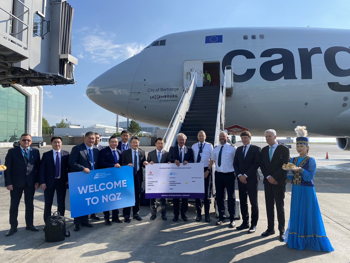 FM #Asselborn notably signed two MoU’s with his 🇰🇿 colleagues:

🔹 on air traffic services which will deepen air connectivity
🔹 on exploration &amp; use of outer Space for peaceful purposes

These agreements will further strengthen bilateral ties between Luxembourg &amp; Kazakhstan🇱🇺🇰🇿