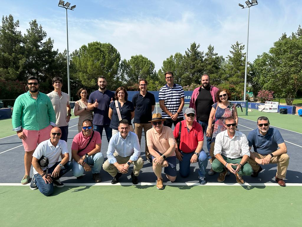 asap_cv's tweet photo. Ayer, @ASAPCV organizó una jornada lúdica en Villena (Alicante). Disfrutando del castillo de Villena, la casa del festero y finalizando con una maravillosa comida 👌
¡Gracias a todos!
#ASAPCV https://t.co/vlrEiiWcaa