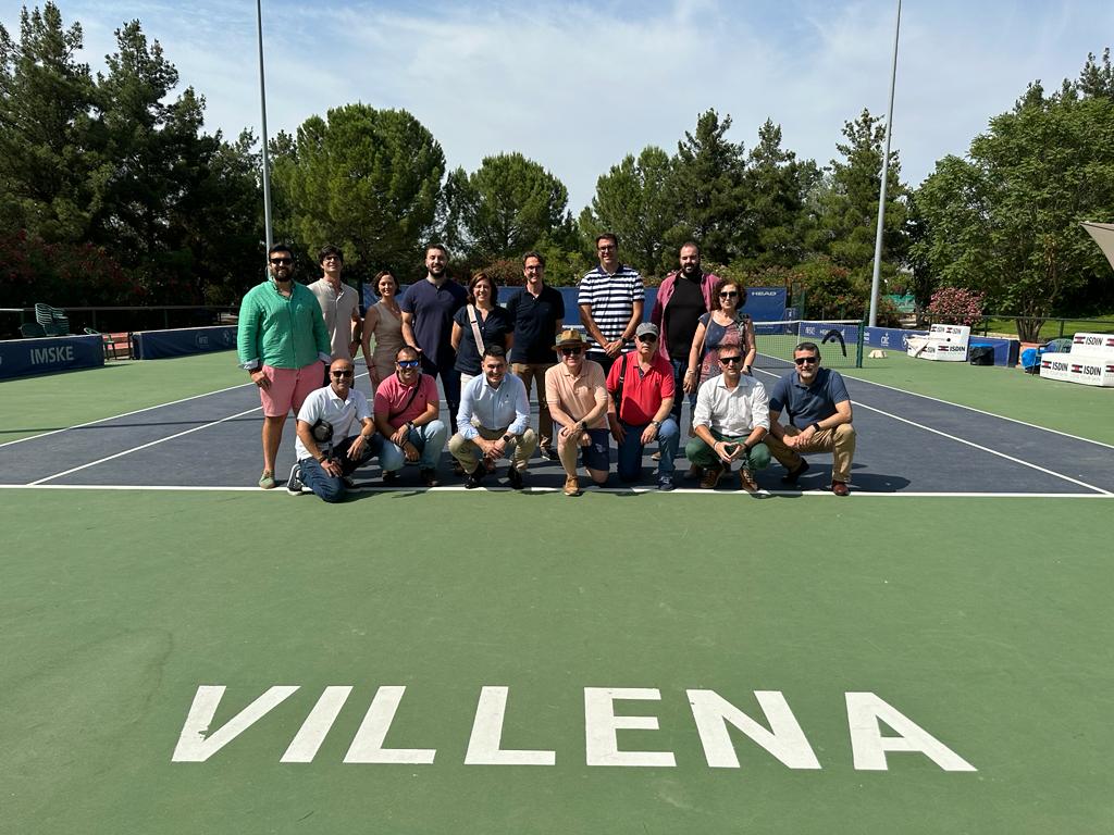 asap_cv's tweet photo. Ayer, @ASAPCV organizó una jornada lúdica en Villena (Alicante). Disfrutando del castillo de Villena, la casa del festero y finalizando con una maravillosa comida 👌
¡Gracias a todos!
#ASAPCV https://t.co/vlrEiiWcaa