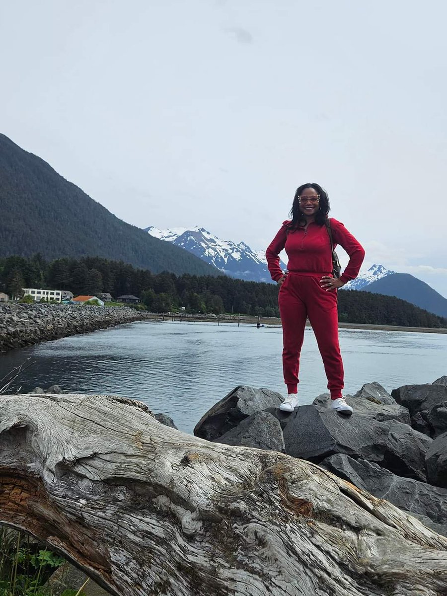 CriddleMon11422's tweet photo. Enjoying much needed break, Seattle, Washington and Alaskan Cruise just beautiful. https://t.co/PAbjVCnTit