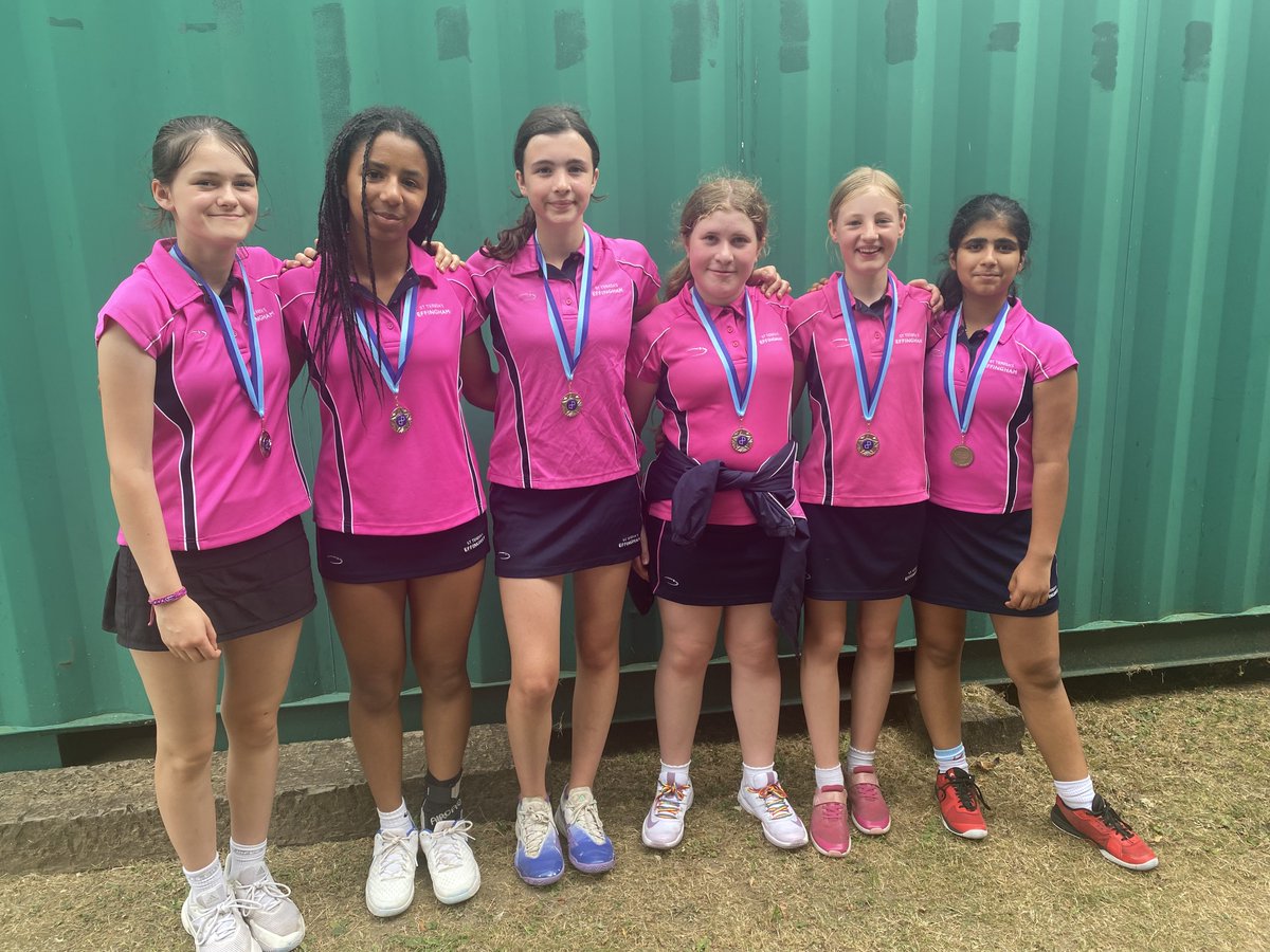 HISTORY MADE for St. T’s today! 🩷🎾 2nd best school in Surrey in the U13 tennis age group! Congratulations to all U13 tennis players who contributed to this EPIC success! We are so proud of you all!