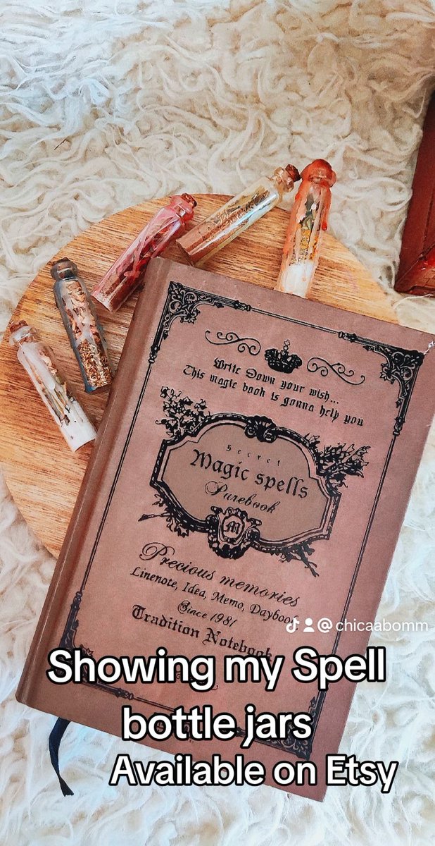 CrewSims's tweet photo. hey! I want invite you to visit my Etsy store if you could! ☺️ I'm trying to grow my small business ❤️ 
https://t.co/am8A0sgYag https://t.co/Vqz1XpYCfO
