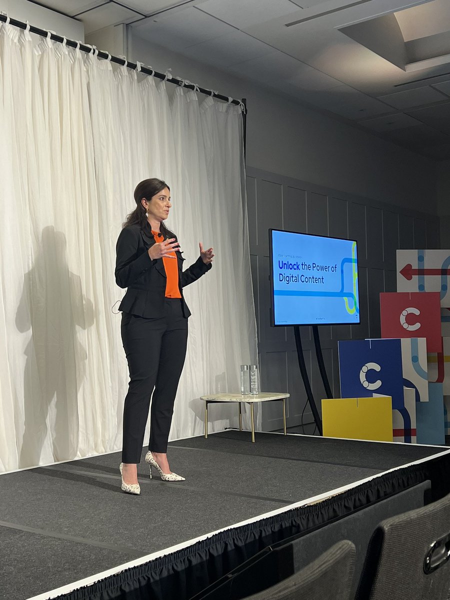 Dina Apostolou introducing the afternoon with Spring announcements from <a href="/contentful/">Contentful</a> #storylinesytour