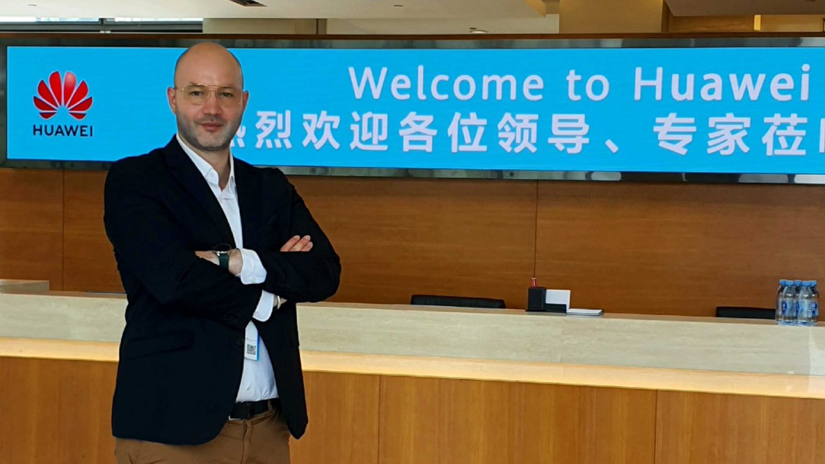 emergingvalley's tweet photo. #MWCShanghai2023
📦La logistique 2.0 repense l'efficacité & la durabilité de la chaîne d'approvisionnement.✨@emergingvalley a la chance de découvrir le #Lab5G de @HuaweiNA à Shanghai pour découvrir les dernières applications dans l'industrie minière, notamment en Afrique du Sud https://t.co/SD4tt9Gmde