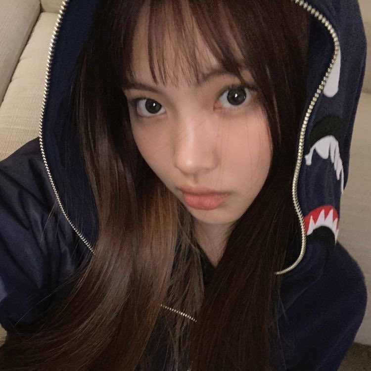 markkleebff's tweet photo. ⊹　    ⟡  ˚ hi im eliza and im looking for interactive moots   ⊹　    ⟡  ˚ 
- she/her, 06, eng 
- ults = NCT + NEWJEANS
- any fandom is welcome 
- new to #kpoptwt + #stantwt https://t.co/KTF0rbq0Yy
