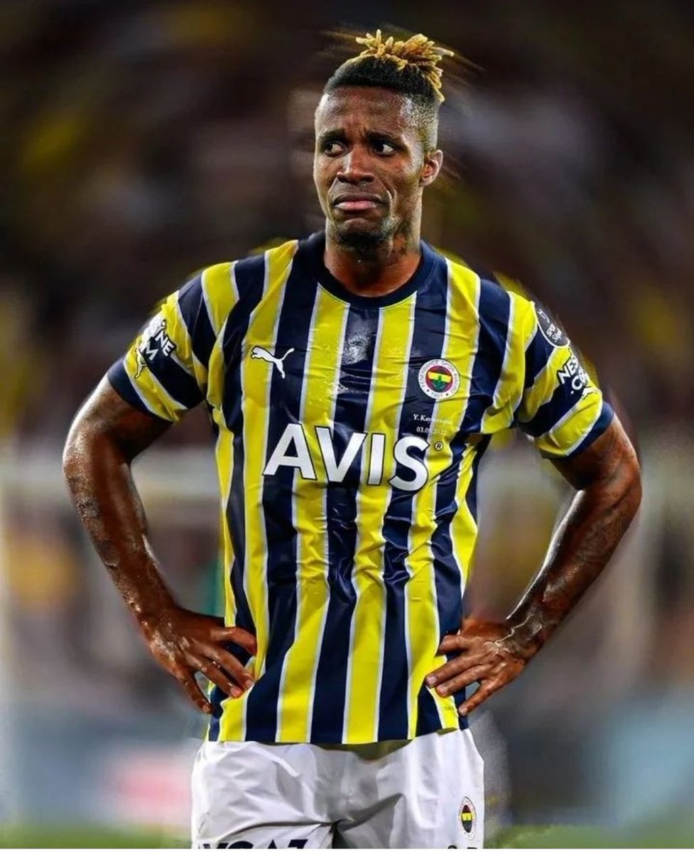 Zaha nöbetine Devam @Fenerbahce

Come to Fenerbahçe @wilfriedzaha

#ZahaFenerbahçeye