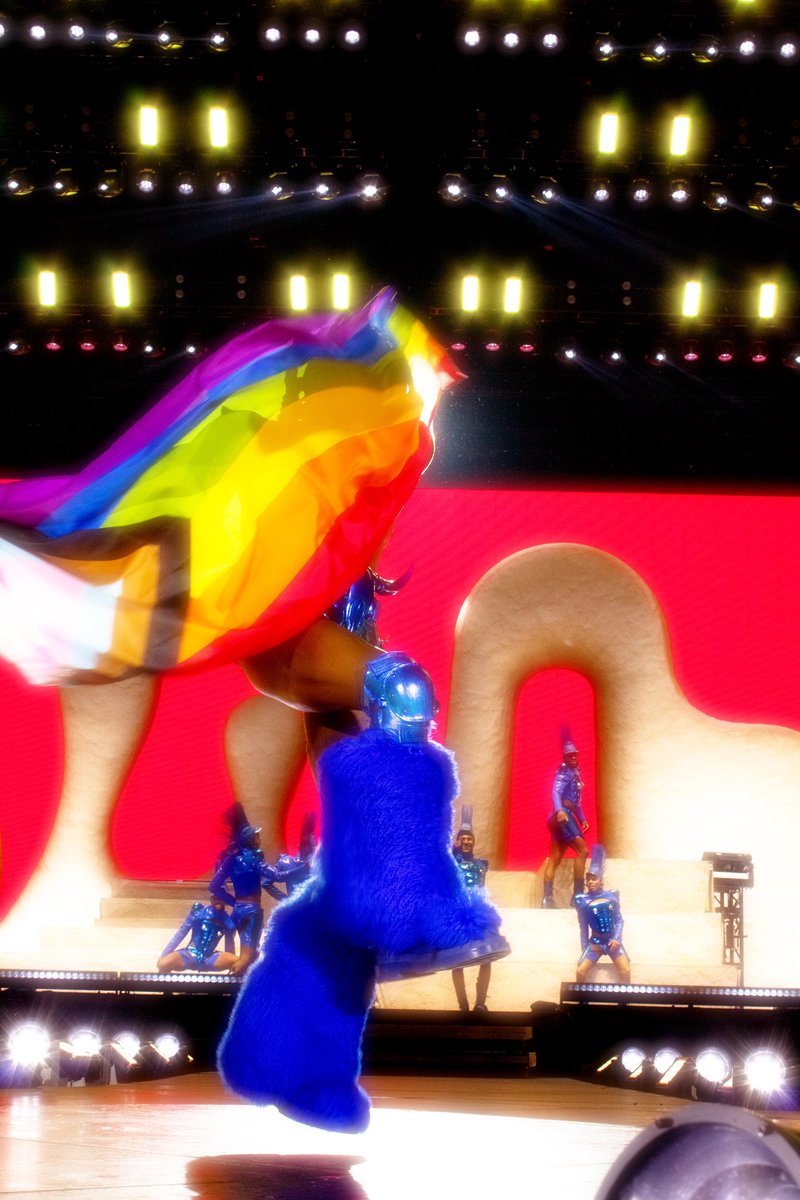 Lil Nas X performing yesterday 🥺🏳️‍🌈