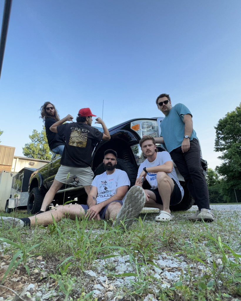 We left at 5 am this morning for tour please make it worth it 
⚡️
6/29 - Columbus, OH <a href="/rumbacafeoh/">Rumba Cafe</a> w/ <a href="/band/">William L. Anderson</a>.magnolia &amp; <a href="/goodreverend/">Adam Steinbaugh</a> 
6/30 - Detroit, MI (first time!) w/ @avalanchetheband <a href="/theskinnylimbs/">The Skinny Limbs</a> &amp; <a href="/antighostmusic/">antighøst</a> 
7/2 - Urbana, IL <a href="/audiofeedfest/">Audiofeed Festival</a> 
⚡️
Ticket link in bio!