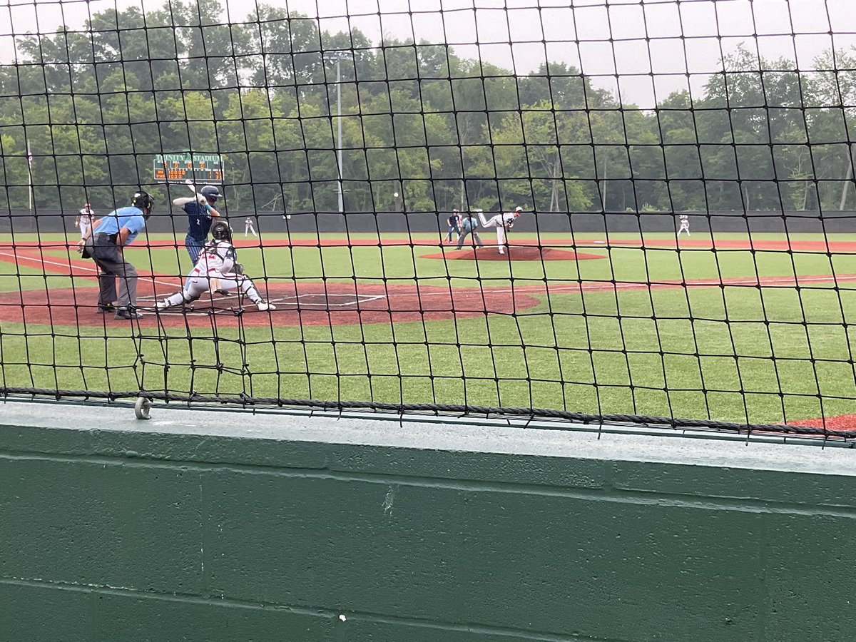 Came out on short end yesterday vs. Detroit Metro Stars after giving up 3 in T7. <a href="/TylerSchader11/">Tyler Schader</a> (<a href="/FremdBaseball/">Viking Baseball</a>) had huge 2RBI triple to put us up 3-1 in B5 <a href="/brandonpelz30/">Brandon Pelz</a> threw 6.1 4K in 4-3L.  Back at it today w/ 2 games <a href="/BallardHSSports/">Ballard HS Athletics</a> <a href="/PastimeBaseball/">Pastime Tournaments</a> #StarsBaseballLZ