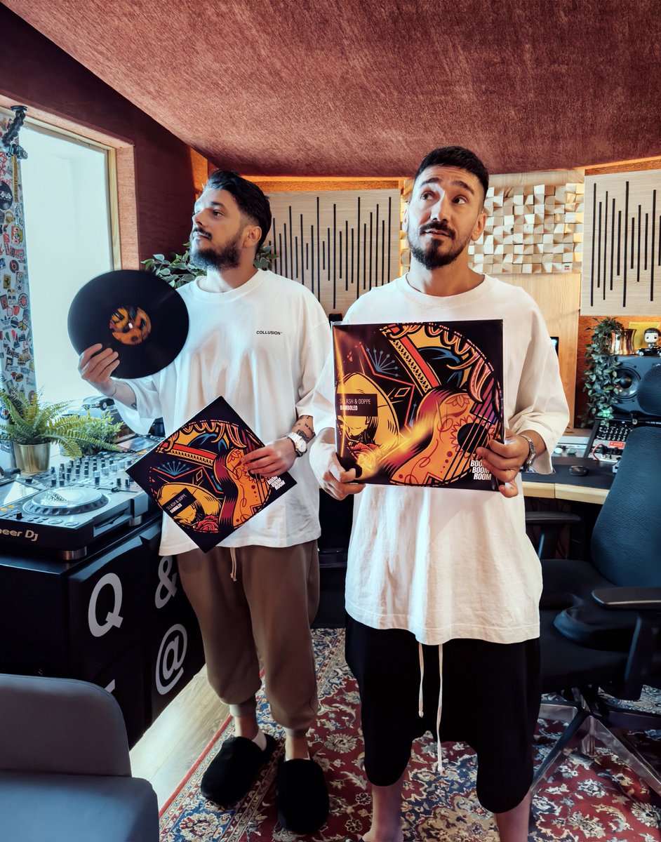 Sllash & Doppe (@sllashdoppe) on Twitter photo After 6 weeks being no. 1 we had to do it. #BamboleoOnVinyl 💣 After 6 weeks being no. 1 we had to do it. #BamboleoOnVinyl 💣