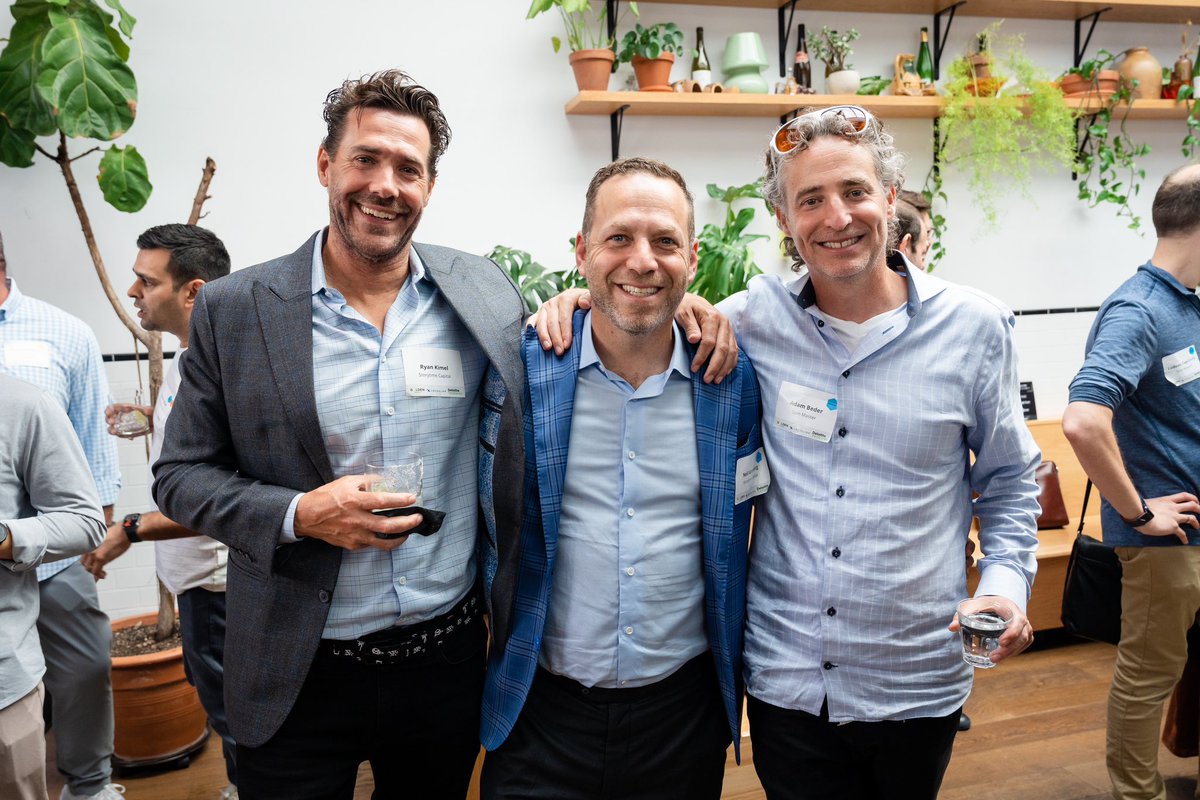 Storytime Capital (@storytimevc) on Twitter photo Day 2 of #Collision2023 and the <a href="/StorytimeVC/">Storytime Capital</a> crew were covering the city. Are you building or investing in the #FutureOfWork? Come find us! Day 2 of #Collision2023 and the <a href="/StorytimeVC/">Storytime Capital</a> crew were covering the city. Are you building or investing in the #FutureOfWork? Come find us!