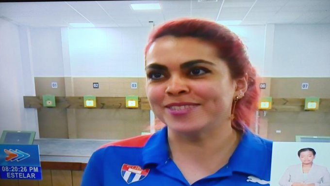 AlexanderCereg1's tweet photo. Leina Pérez, medalla de humildad, sencillez, medalla de todo el pueblo cubano que admira tu gran y espontáneo gesto. Este es un gran disparo. Muchas felicidades https://t.co/g2MI2V27Wm