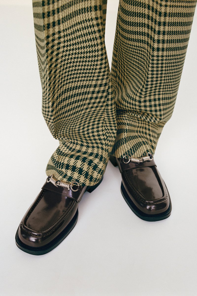 highsnobiety's tweet photo. Footwear from Burberry Spring 2024 https://t.co/AJUgQupx5M