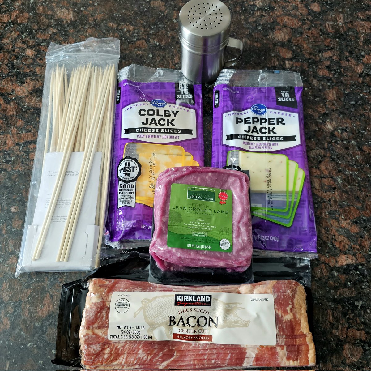 carnivore_jt's tweet photo. What do ya'll think we're making today?
.
.
.
#carnivore #carnivoretribe #carnivorejt #carnivorediet #theinnercarnivore #groundlamb #grassfed #bacon #mealprep #carnivorecreations https://t.co/cK96TnHQHt