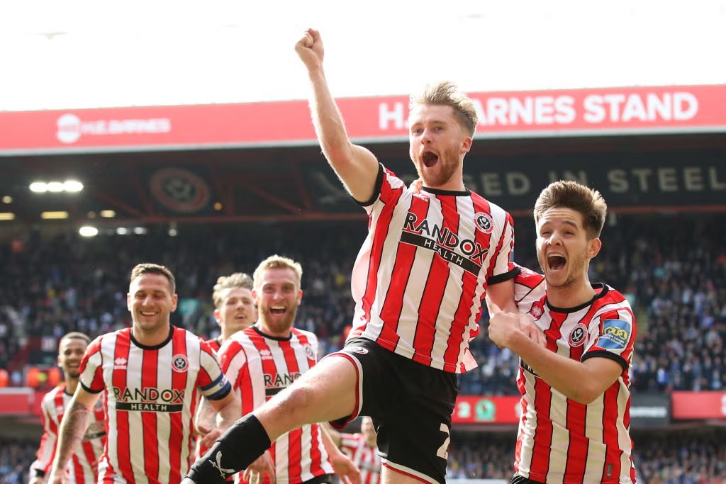 Sheffield United and Manchester City have held discussions regarding Tommy Doyle, and from those talks there is a feeling from both sides that something can be developed. United are weighing up whether to pursue a permanent or a loan deal.

[@NathanH79]

#twitterblades #sufc