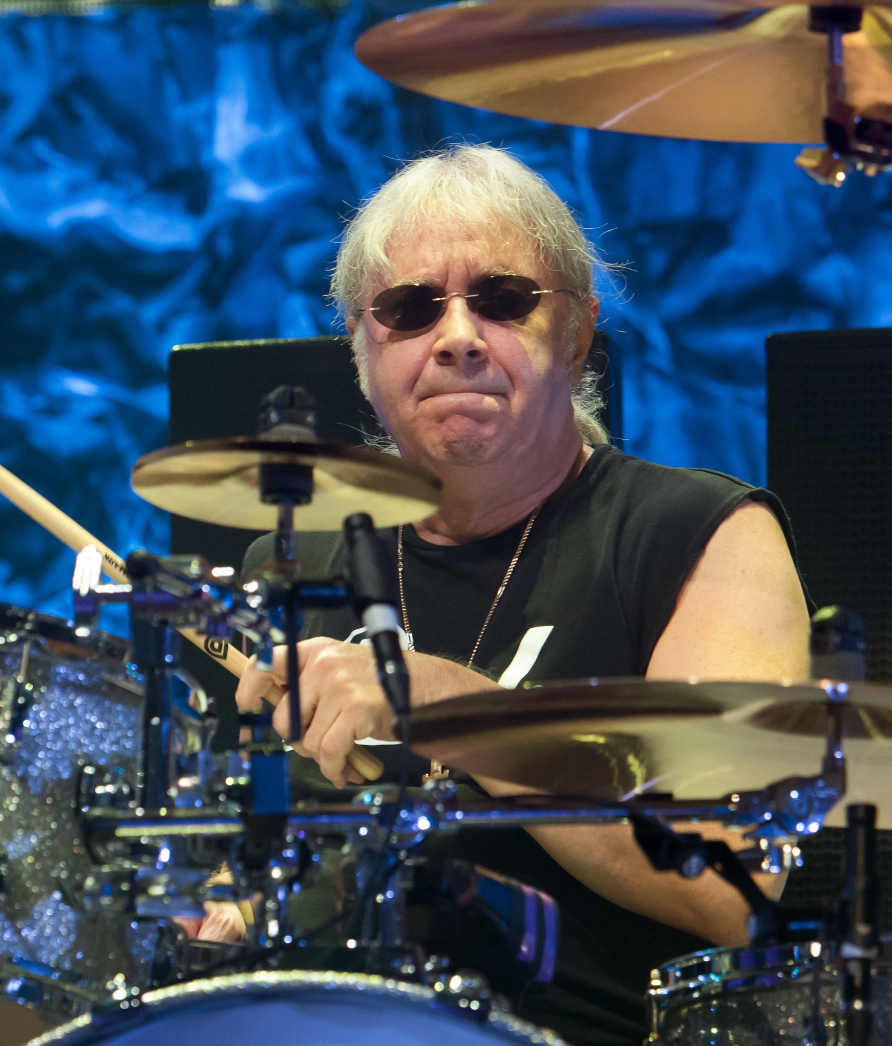 Happy milestone 75th birthday today - June 29 - to Ian Paice (Deep Purple) 