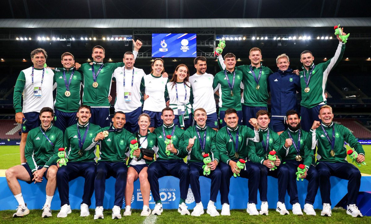 AnneMarie_Mul's tweet photo. An honour to work alongside this special group of people. 

Bring on Paris 24 ☘️

@IrishRugby @TeamIreland https://t.co/eBDxvLjdxV