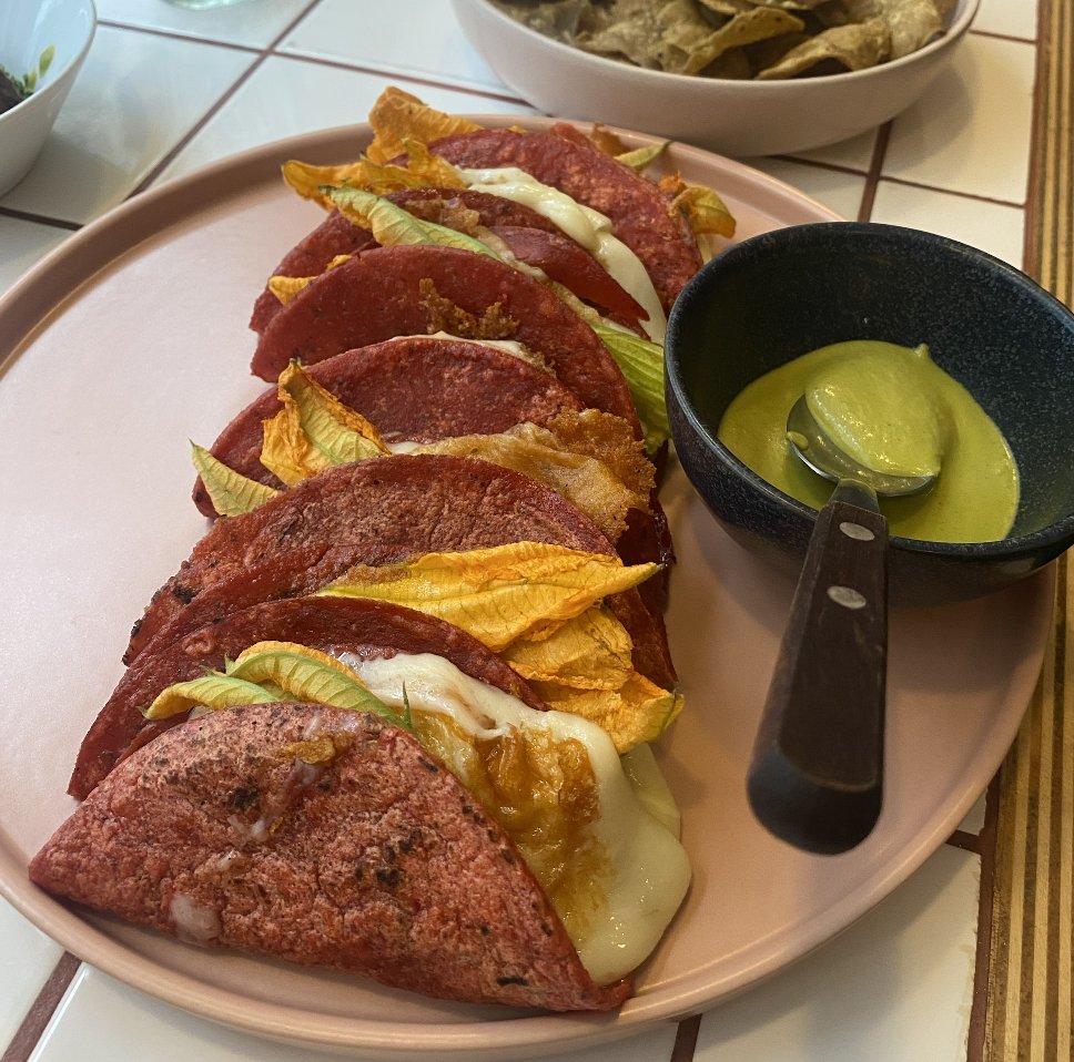Kyle O'Brien (@roistartup) on Twitter photo Good food 🌮 + good company for an impact-oriented edition of 📩 DM Dinner Club ft. <a href="/katborlongan/">Kat Borlongan</a> !
🙏🏼 to <a href="/dzello/">Josh D (old acct)</a> & <a href="/OrbitModel/">Ⓞrbit</a> & Comer Paris x Mexico (food is 🔥) + all the guests who came out and made this a special evening 🍽️ Good food 🌮 + good company for an impact-oriented edition of 📩 DM Dinner Club ft. <a href="/katborlongan/">Kat Borlongan</a> !
🙏🏼 to <a href="/dzello/">Josh D (old acct)</a> & <a href="/OrbitModel/">Ⓞrbit</a> & Comer Paris x Mexico (food is 🔥) + all the guests who came out and made this a special evening 🍽️