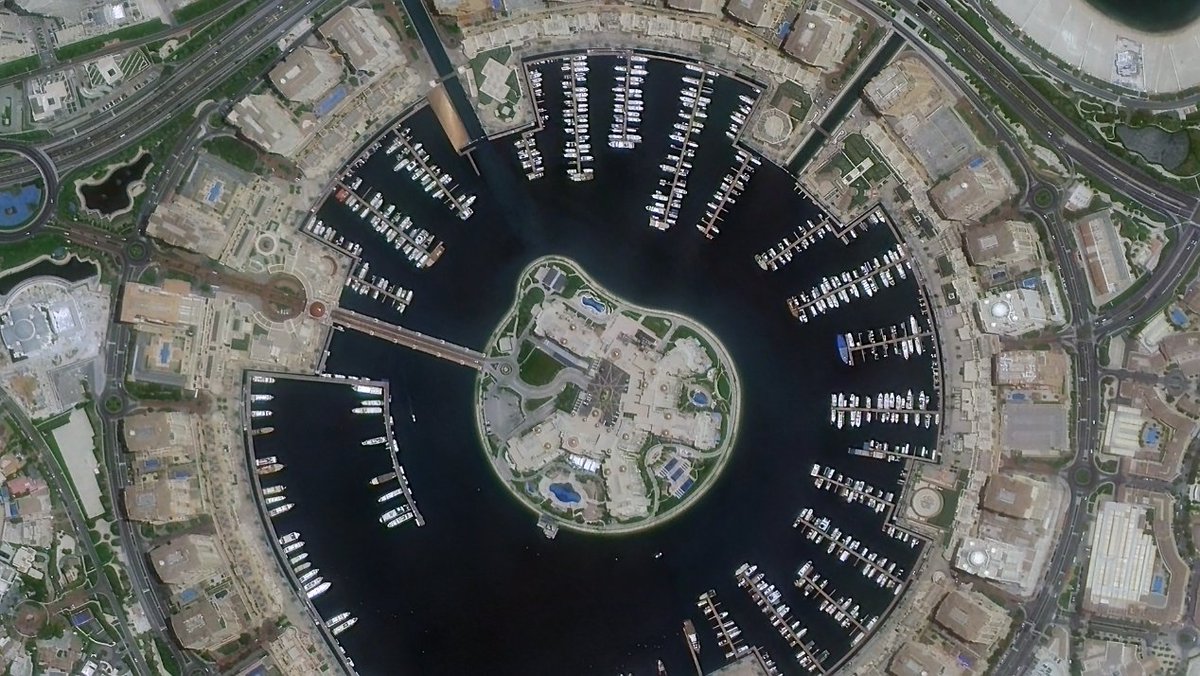 wulei2020's tweet image. China achieves a speed of #10Gbps in its satellite-to-ground #LaserCommunication link.

Researchers from Aerospace Information Research Institute of #CAS used 500mm laser ground communication system to conduct an experiment with #Jilin1 MF02A04 satellite.