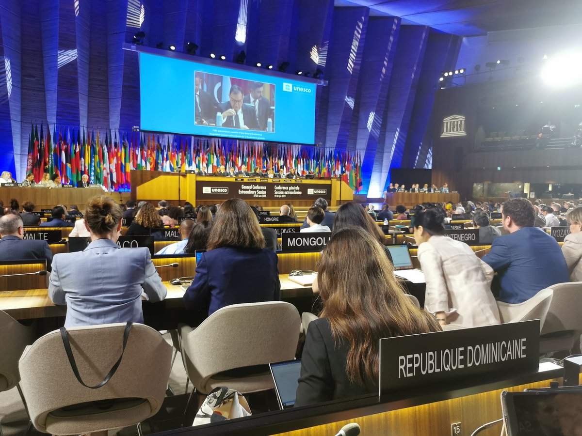 5th Extraordinary General Conference of UNESCO, Paris. #UNESCO #MIREXRD #DominicanRepublicPermDelegation <a href="/unesco/">UNESCO 🏛️ #Education #Sciences #Culture 🇺🇳</a> <a href="/UNESCO_es/">UNESCO en español 🏛️#Educación #Ciencia #Cultura</a> <a href="/MIREXRD/">Cancillería de República Dominicana</a>
