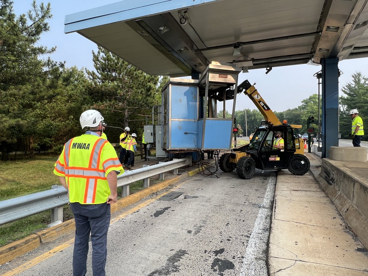 Dulles Toll Road tweet media