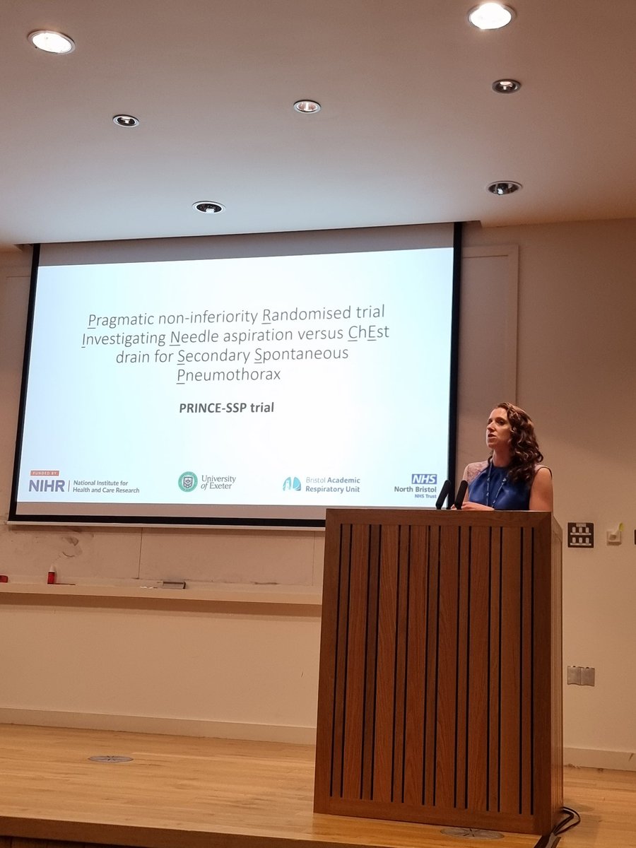 ASundaralingam's tweet image. Dr Elle Barton presenting an update on the LISP study the first output from the @INSPIREresp_UK trainee network and PRINCE-SSP, an RCT of needle aspiration vs chest drain in secondary spontaneous pneumothorax
@UKPleura #Pleural