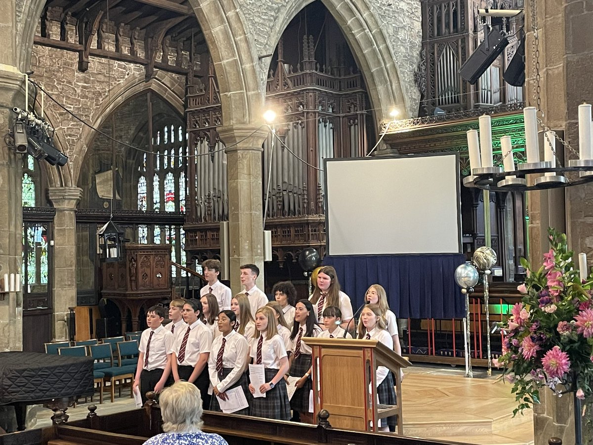 Fantastic lunch time concert at Halifax Minster by our choir and funk band <a href="/RishworthMusic/">Rishworth Music</a> <a href="/Rishworth1724/">Rishworth School</a>