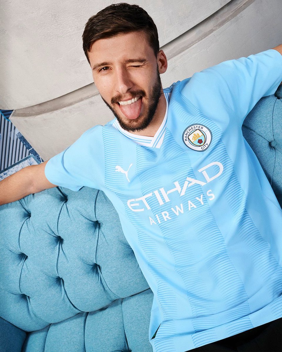 🚨Giveaway Alert🚨

𝟑𝟎,𝟎𝟎𝟎 𝐅𝐨𝐥𝐥𝐨𝐰𝐞𝐫𝐬 - simply mind blown. 

Made this account for fun and wow, here we are. Thankful for the support and friends I’ve made along the way with the best community of fans in the world. 

To show my appreciation, giving away a 23-24