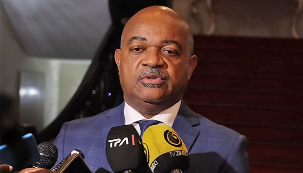 ICEXAngola's tweet photo. Dentro de el ámbito de las #Telecomunicaciones, #Angola comenzará hoy los ensayos para la conexión con #Zambia a través de #FibraÓptica. https://t.co/0cZWWOVRSC https://t.co/wXbzqHBCly