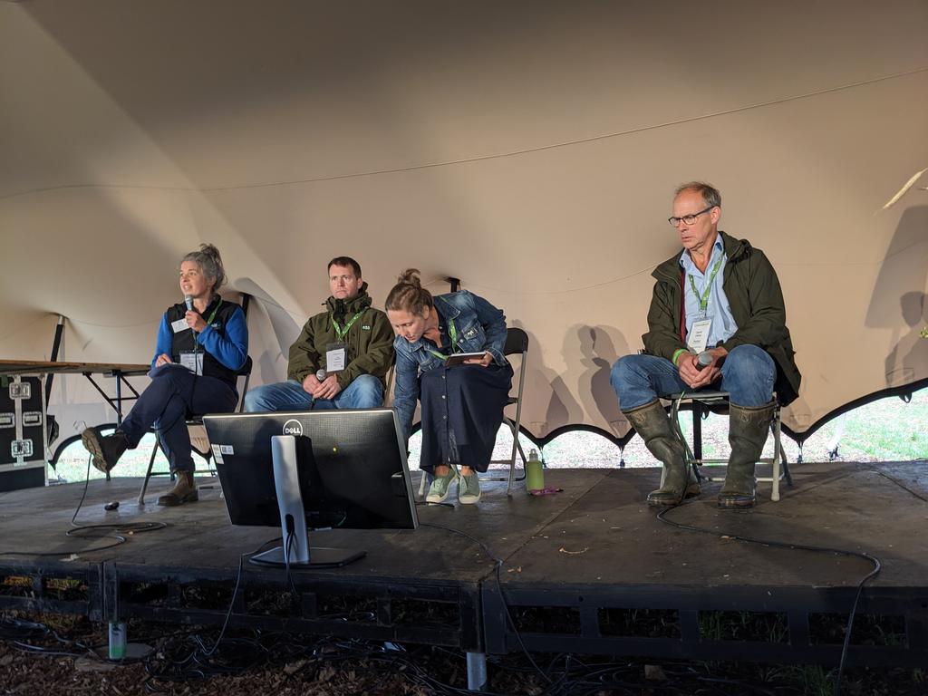 IFarmers's tweet photo. Kate Still from @SoilAssociation kicking off the session on unlocking the potential of underperforming fields at #Groundswell2023
"Sharing the learning from #fieldlabs is so important to amplify the message so everyone can benefit from #farmerled research" https://t.co/FWDRnoqTp3