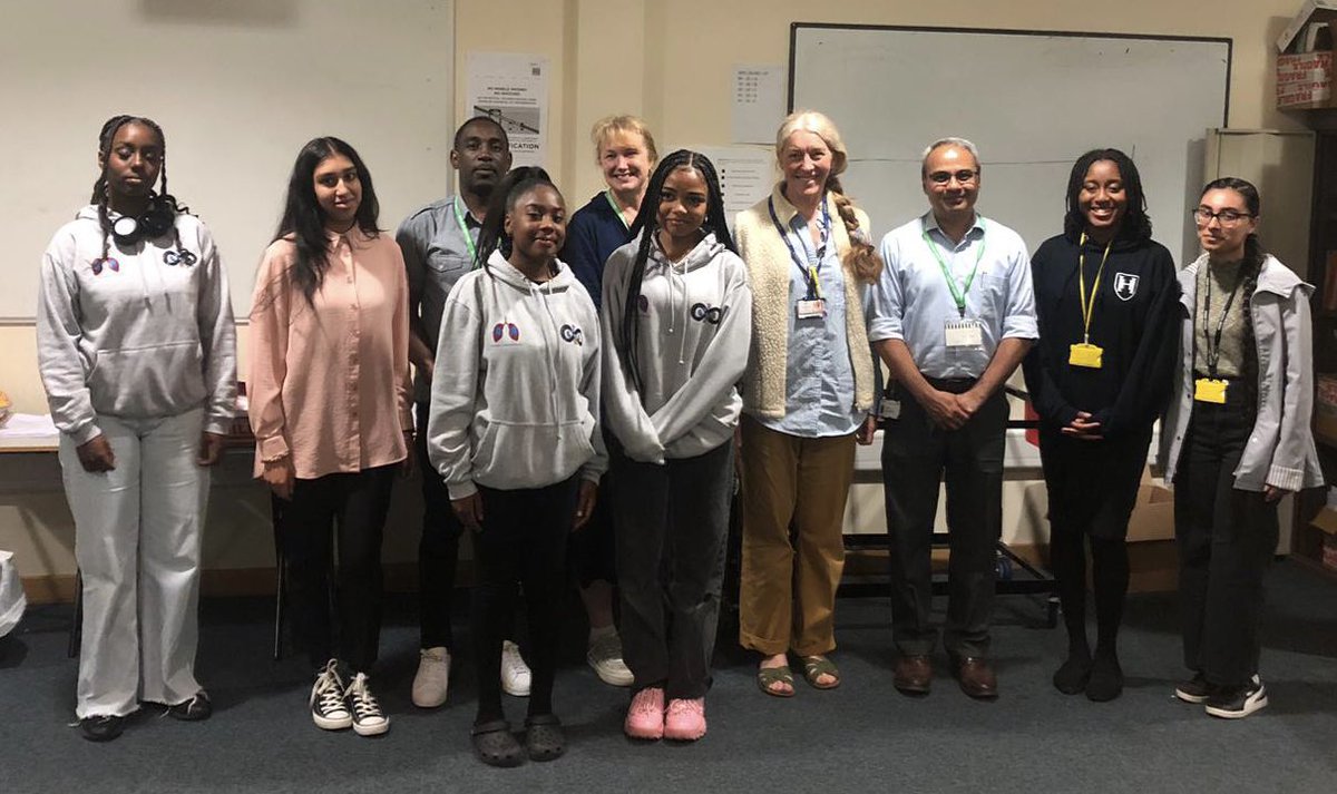 HHASixthForm tweet media