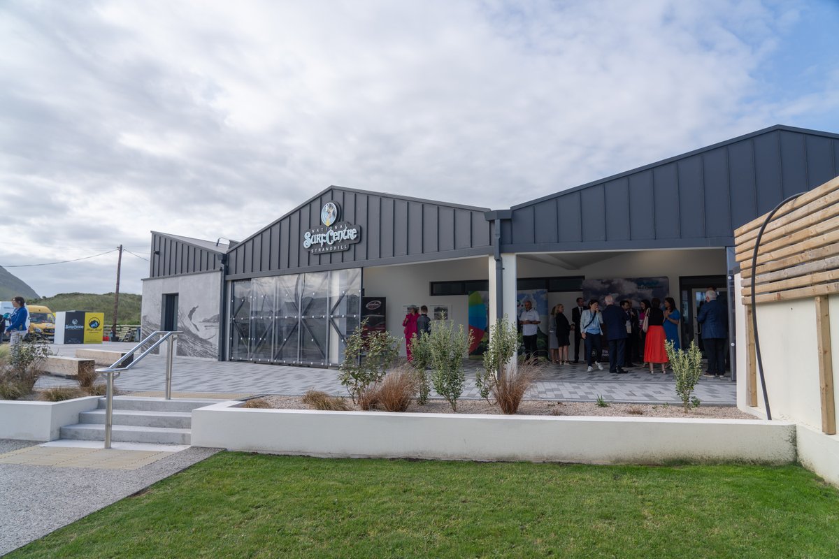 Failte_Ireland's tweet photo. Fáilte Ireland is thrilled to announce the opening of the new National Surf Centre, Strandhill following a €3million investment. This unique visitor experience, which has been developed by @Failte_Ireland, @DeptRCD @sligococo, is Ireland’s first purpose-built surfing facility. It will position Strandhill as a world-class surfing destination and we expect the centre will attract over 40,000 visitors annually by 2028, rising to over 50,000 by 2033. The project delivers on Fáilte Ireland’s Opening the Outdoors strategy to support our ambition to develop Ireland as an internationally recognised Outdoor Activity destination. https://t.co/n2Opcud6re