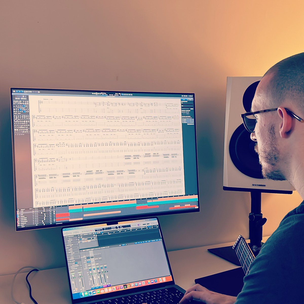 Working hard, or hardly working 🤔 
#album3 #ski3s