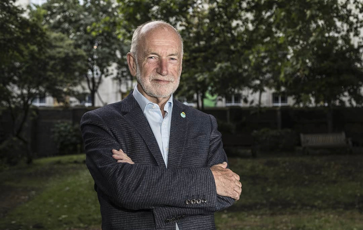 The man who left a legacy that proves there is such a thing as society

mirror.co.uk/news/uk-news/m…