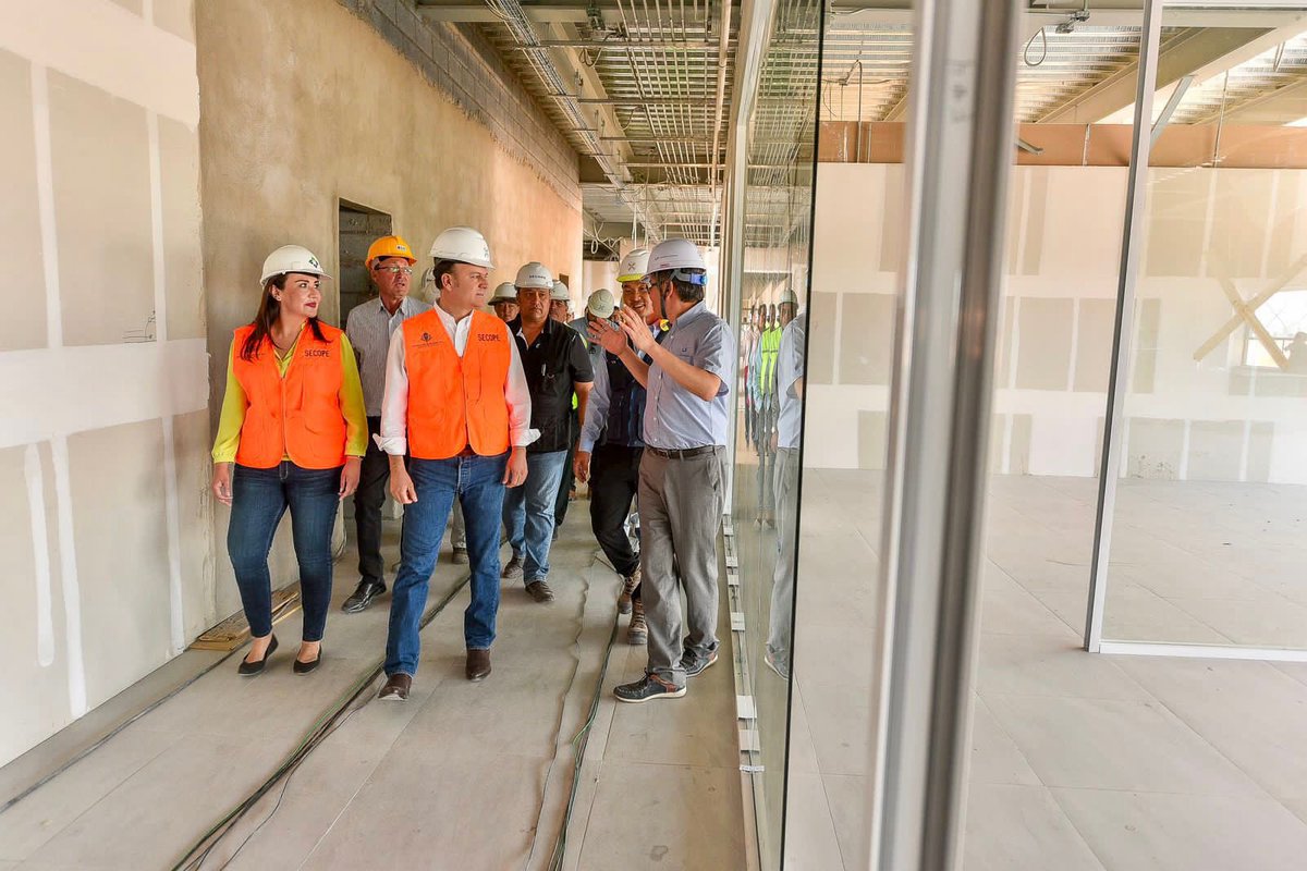 AlTiempoDgo's tweet photo. Con Gob. de @EVillegasV se construyen 3 plantas industriales del #CLID
🔺#Durango empieza a cristalizar nuevas inversiones; vienen empleos bien pagados
🔺Representan inversión de 120 mdd; presidente de LS E-MOBILITY SOLUTIONS destaca potencial y alta preparación de duranguenses https://t.co/6ReGjVpM94